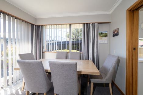 Photo of property in 52 Mcmurdo Street, Tinwald, Ashburton, 7700