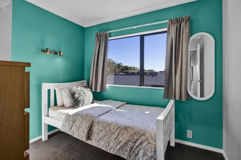 Photo of property in 82 Wallath Road, Westown, New Plymouth, 4310