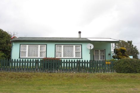 Photo of property in 136 Rangatira Drive, Mangakino, 3421