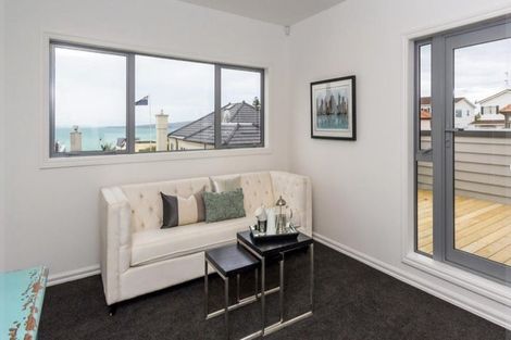 Photo of property in 2/70 Saint Heliers Bay Road, Saint Heliers, Auckland, 1071