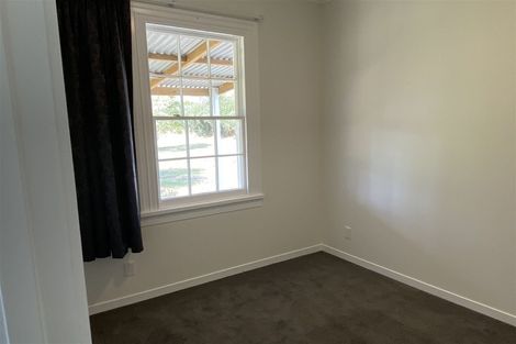 Photo of property in 554 Waitakere Road, Taupaki, Henderson, 0782