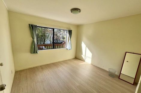 Photo of property in 2/10 Belmont Terrace, Milford, Auckland, 0620