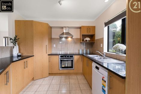 Photo of property in 125 Keri Vista Rise, Papakura, 2110