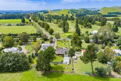 Photo of property in 25 Charlotte Street, Takapau, 4203