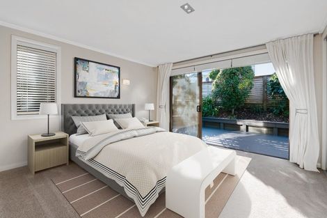 Photo of property in 21 Bayview Park Lane, Orewa, 0931