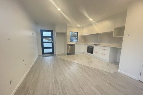 Photo of property in 1/40 Mark Edward Drive, Half Moon Bay, Auckland, 2012