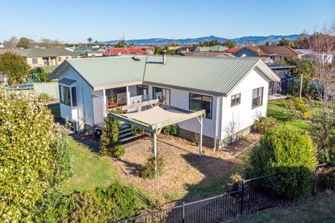 Photo of property in 22 Darlington Street, Ngatea, 3503