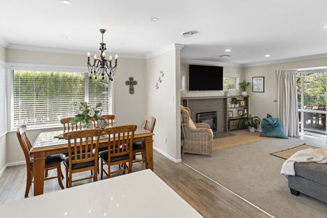 Photo of property in 72 Kuratawhiti Street, Greytown, 5712