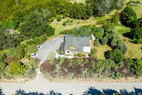 Photo of property in 235 Devich Road, Mangawhai, Kaiwaka, 0573