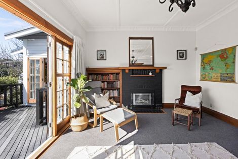 Photo of property in 21 Coleman Terrace, Bluff Hill, Napier, 4110