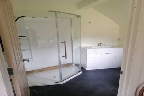 Photo of property in 68 Kinloch Road, Kinloch, Taupo, 3377