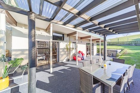 Photo of property in 70 Abbotsford Road, Waipawa, 4210