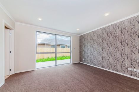 Photo of property in 16 Wellfield Drive, Papakura, 2110