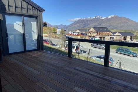 Photo of property in 2 Chimney Lane, Jacks Point, Queenstown, 9371