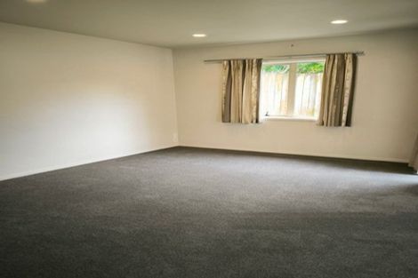 Photo of property in 8a Tide Close, Mount Wellington, Auckland, 1060