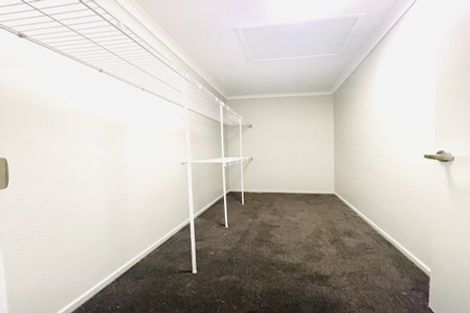 Photo of property in 6a Melleray Place, Randwick Park, Auckland, 2105