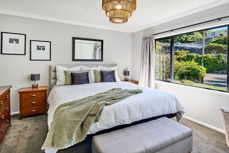 Photo of property in 280 Main Road, Tawa, Wellington, 5028