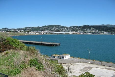 Photo of property in Shelley Bay Terraces, 1/61 Maupuia Road, Maupuia, Wellington, 6022