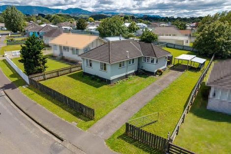 Photo of property in 12 Hartgill Crescent, Dannevirke, 4930
