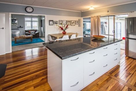 Photo of property in 62 Raglan Street, Lansdowne, Masterton, 5810