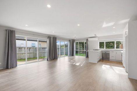Photo of property in 9 Josh Road, Huapai, Kumeu, 0810
