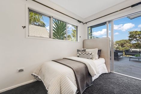 Photo of property in 35a Seaview Avenue, Northcote, Auckland, 0627