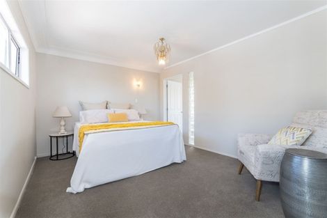 Photo of property in 2/200 Onewa Road, Birkenhead, Auckland, 0626