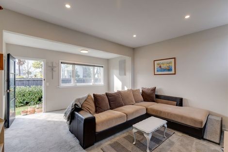 Photo of property in 90 Poulson Street, Addington, Christchurch, 8024