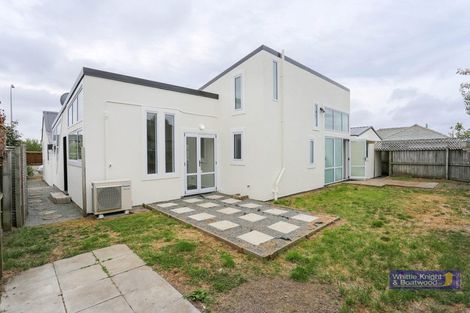 Photo of property in 12 Suva Street, Upper Riccarton, Christchurch, 8041