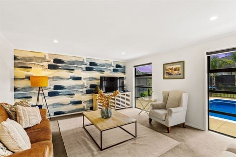 Photo of property in 46 Kaipara Portage Road, Riverhead, 0820