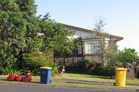 Photo of property in 136 Oaktree Avenue, Browns Bay, Auckland, 0630