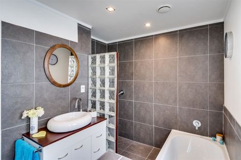 Photo of property in 2/10 Nicholas Street, Taradale, Napier, 4112