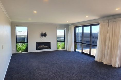 Photo of property in 3 Roy Johns Way, Bell Block, New Plymouth, 4312