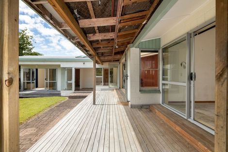 Photo of property in 220 Welcome Bay Road, Welcome Bay, Tauranga, 3112