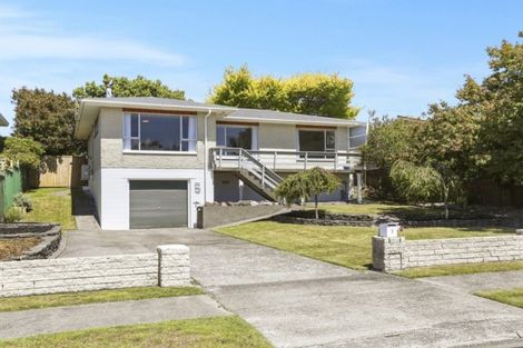 Photo of property in 5 Kauri Street, Inglewood, 4330
