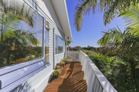 Photo of property in 9 Te Arawa Place, Welcome Bay, Tauranga, 3112