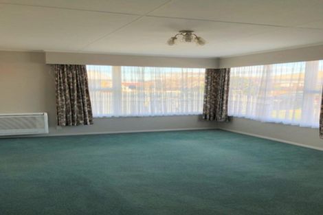 Photo of property in 1 Newbourne Crescent, Redwoodtown, Blenheim, 7201