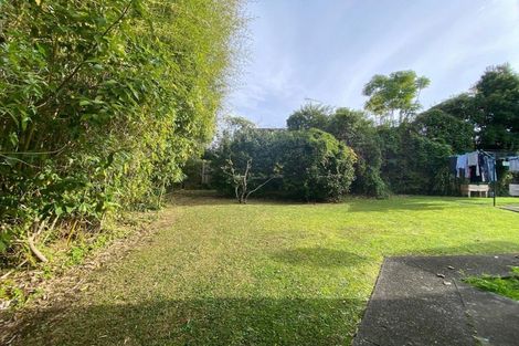 Photo of property in 1/216 Beach Road, Campbells Bay, Auckland, 0630