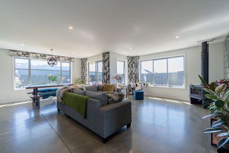 Photo of property in 11 Breaksea Street, Te Anau, 9600