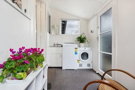 Photo of property in 3/522 Te Atatu Road, Te Atatu Peninsula, Auckland, 0610