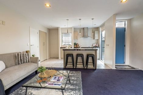 Photo of property in 496c Barbadoes Street, Edgeware, Christchurch, 8013