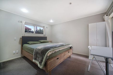 Photo of property in 100 Westerham Drive, Dannemora, Auckland, 2016