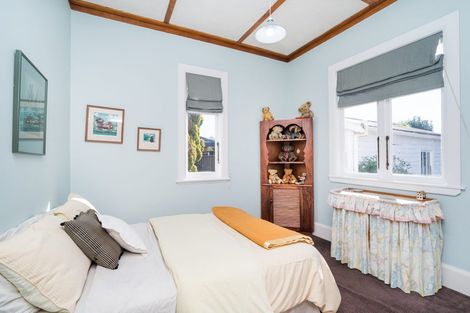 Photo of property in 7 Albert Street, Palmerston North, 4414
