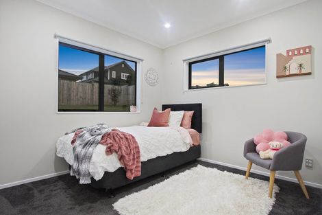 Photo of property in 16 Catherine Mclean Road, Pukekohe, 2120