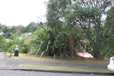 Photo of property in 52 Weatherly Road, Torbay, Auckland, 0630