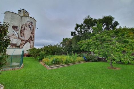 Photo of property in 85 Shearman Street, Waimate, 7924