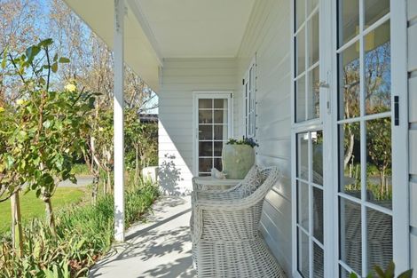 Photo of property in 56 Jellicoe Street, Greytown, 5712