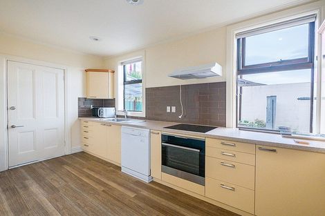 Photo of property in 40 Hargest Crescent, Saint Kilda, Dunedin, 9012