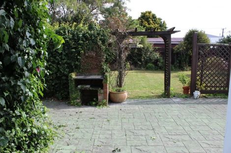 Photo of property in 3 Martin Street, Waikanae, 5036