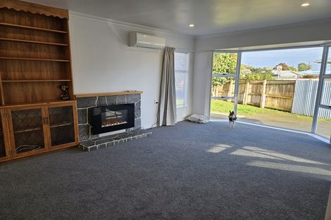 Photo of property in 7 Meadowvale Drive, Levin, 5510